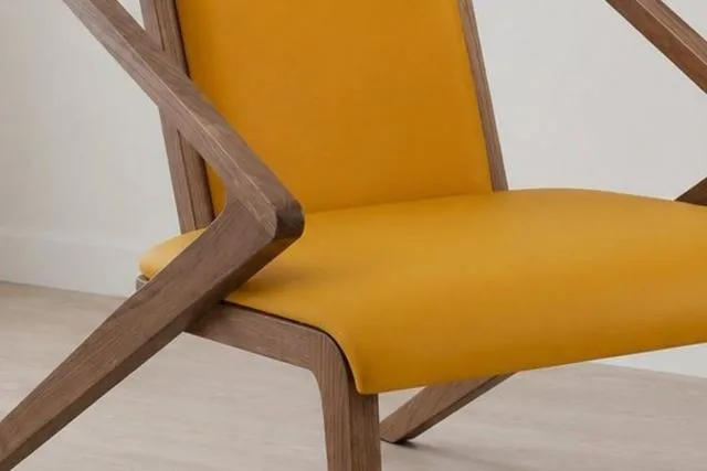 Heron Lounge Chair — detail