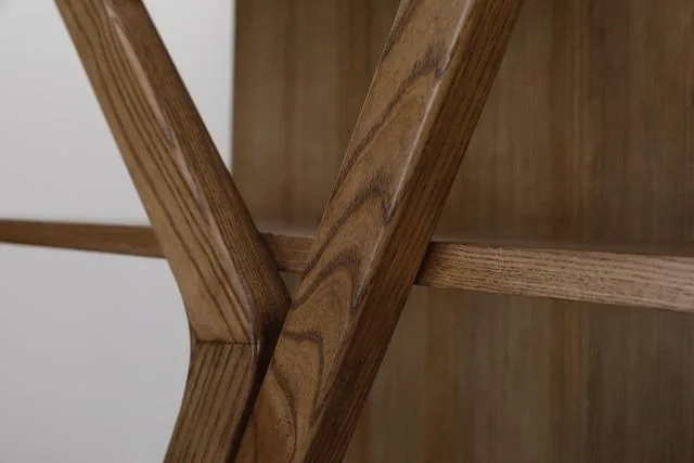 Weir Dining Table — detail